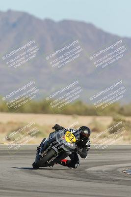 media/Oct-04-2025-CVMA (Sat) [[408bcdd6e4]]/Race 14-500-400-350 Supersport/